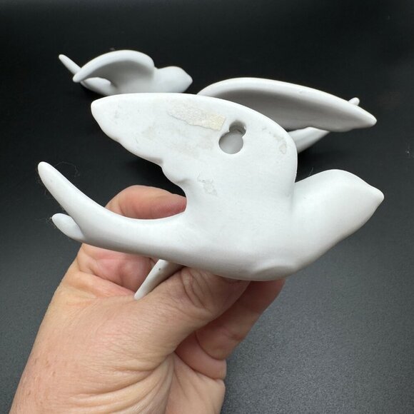 3Pcs Creative 3D Ceramic Bird Swallow Wall Decor Dining Decorative Ornaments Whi - Picture 9 of 16
